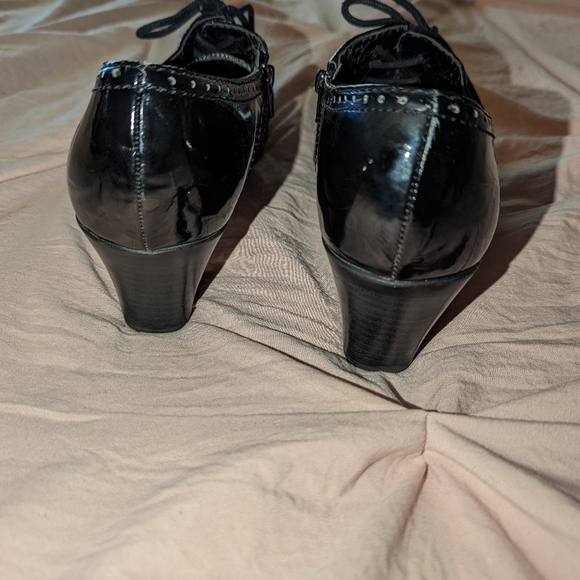 Covington Sheena Black Patent Gray Oxford Block Heel Laces Size 8 Dark Academia - Picture 5 of 10